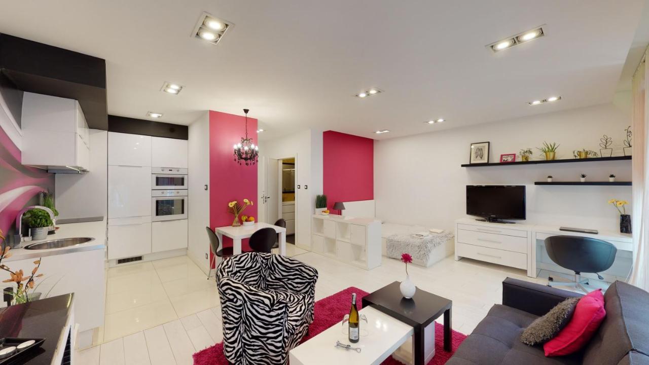 Pink Apartment Rydygiera 2A Tectum Apartments Wrocław Kültér fotó